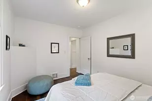 3917 Midvale Ave N, Seattle, WA 98103 - Photo 18