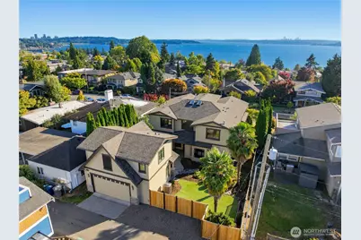328 10th Avenue W, Kirkland, WA 98033 - Photo 2