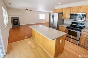1160 Hudson St, DuPont, WA 98327 - Photo 4