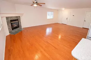1160 Hudson St, DuPont, WA 98327 - Photo 2