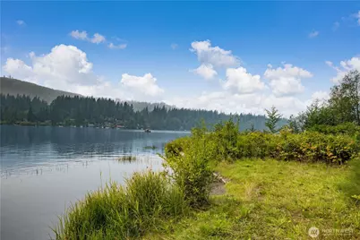 9267 Upper Frost Creek Road, Maple Falls, WA 98266 - Photo 12