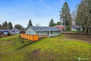 3311 Bridgeport Way W, University Place, WA 98466 - Photo 2