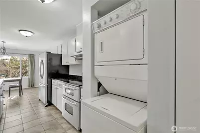 4545 Sand Point Way NE #207, Seattle, WA 98105 - Photo 6