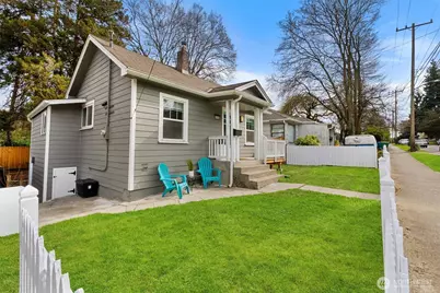 6058 6th Avenue NE, Seattle, WA 98115 - Photo 2