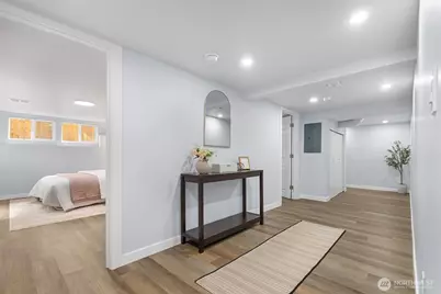 6058 6th Avenue NE, Seattle, WA 98115 - Photo 20