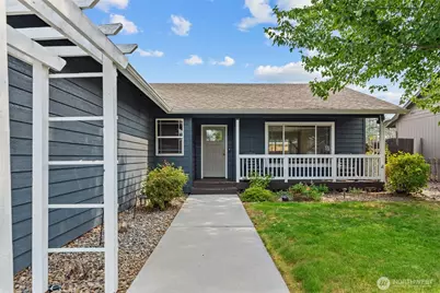 2520 Aviation Drive, East Wenatchee, WA 98802 - Photo 2