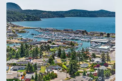 1510 Skyline Way #A-301, Anacortes, WA 98221 - Photo 14