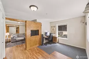 680 32nd St, Bellingham, WA 98225 - Photo 16