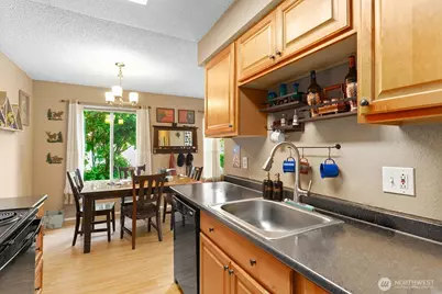 8632 26th Avenue SW, Seattle, WA 98106 - Photo 8