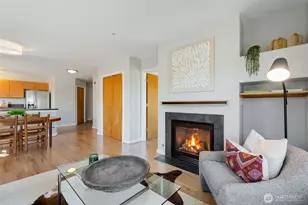 225 NE 65th St, Seattle, WA 98115 - Photo 4