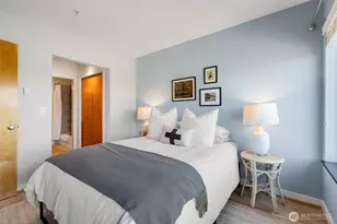 225 NE 65th St, Seattle, WA 98115 - Photo 14