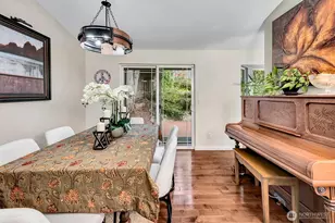 15228 SE 49th St, Bellevue, WA 98006 - Photo 12