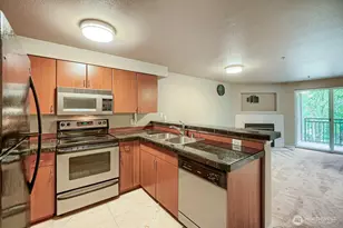 8745 Greenwood Ave N, Seattle, WA 98103 - Photo 8