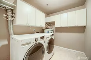 8745 Greenwood Ave N, Seattle, WA 98103 - Photo 18