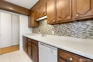 1120 8th Ave, Seattle, WA 98101 - Photo 6