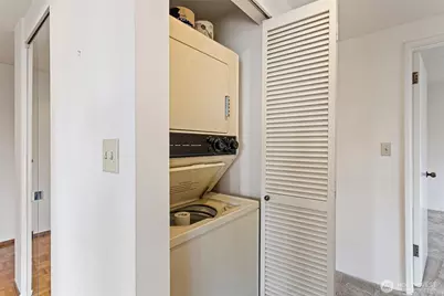 1120 Spring Street #1404, Seattle, WA 98122 - Photo 14