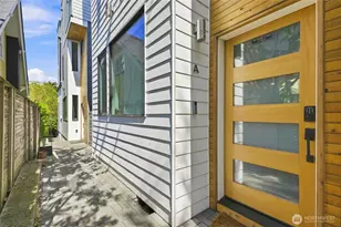 1317 N 44th St, Seattle, WA 98103 - Photo 16