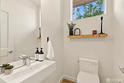 1317 N 44th Street #A, Seattle, WA 98103 - Photo 6