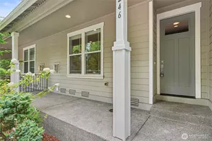 4246 Maple St SE, Olympia, WA 98501 - Photo 2