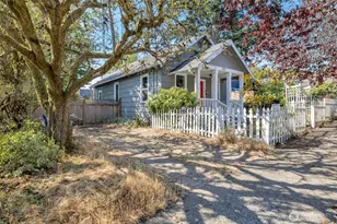 937 N 88th St, Seattle, WA 98103 - Photo 2