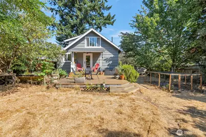 937 N 88th Street, Seattle, WA 98103 - Photo 22