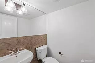 514 Prospect St, Seattle, WA 98109 - Photo 10