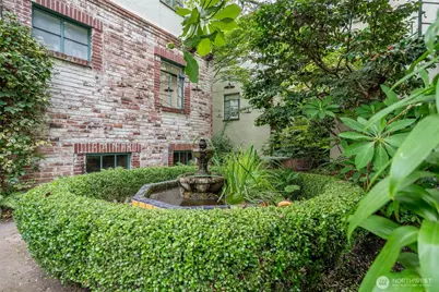 4204 11th Avenue NE #8, Seattle, WA 98105 - Photo 20