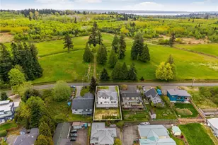 8745 Semiahmoo Dr, Blaine, WA 98230 - Photo 40