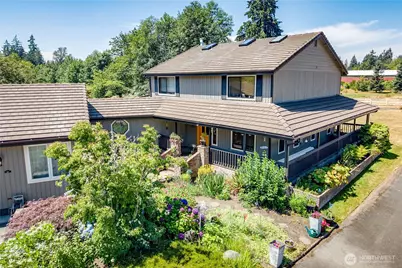 1305 NW Mountain View Road, Silverdale, WA 98383 - Photo 2