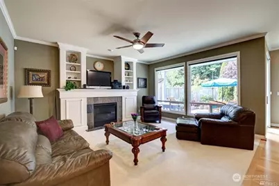 921 274th Way SE, Sammamish, WA 98075 - Photo 10