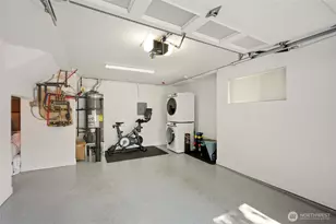 6800 Oswego Pl NE, Seattle, WA 98115 - Photo 26