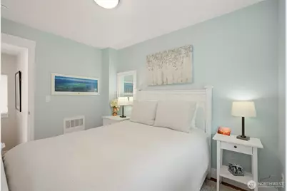 6800 Oswego Place NE, Seattle, WA 98115 - Photo 20