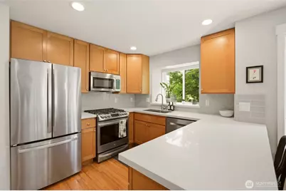 6800 Oswego Place NE, Seattle, WA 98115 - Photo 8