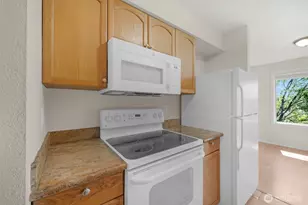 12525 NE 145th Pl, Kirkland, WA 98034 - Photo 6