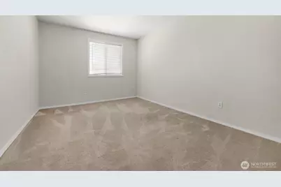 12525 NE 145th Place #F107, Kirkland, WA 98034 - Photo 12