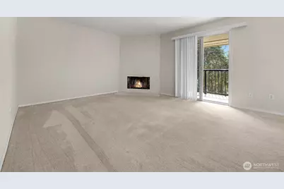 12525 NE 145th Place #F107, Kirkland, WA 98034 - Photo 10