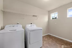 1037 Zeeden Way, Bremerton, WA 98310 - Photo 22