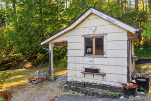 8325 Zangle Rd NE, Olympia, WA 98506 - Photo 36