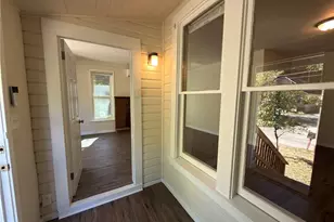 904 S Valley St, Port Angeles, WA 98362 - Photo 2