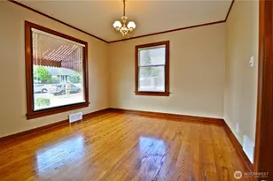 229 S 57th St, Tacoma, WA 98408 - Photo 8