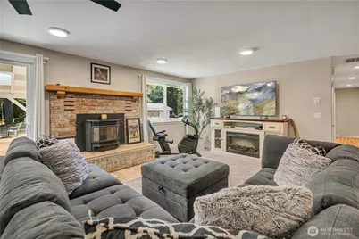 22710 253rd Avenue SE, Maple Valley, WA 98038 - Photo 8
