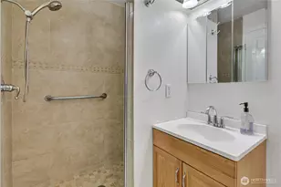 22710 253rd Ave SE, Maple Valley, WA 98038 - Photo 24