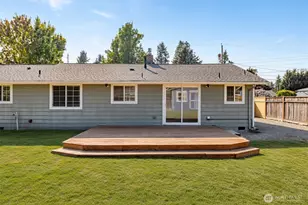 1206 S Walnut St, Burlington, WA 98233 - Photo 28