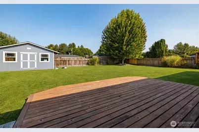 1206 S Walnut St, Burlington, WA 98233 - Photo 22