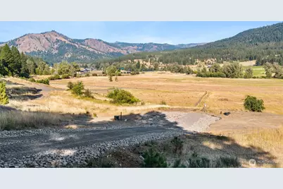 1080 Ranch Road, Cle Elum, WA 98922 - Photo 2