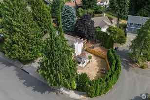 12906 87th Ave NE, Kirkland, WA 98034 - Photo 32