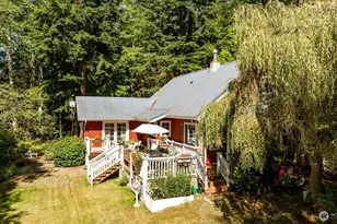 3440 Shady Glen Ln, Greenbank, WA 98253 - Photo 2