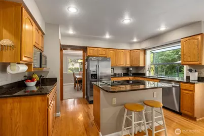 19318 SE 328th Place, Kent, WA 98042 - Photo 14