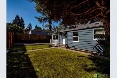 12015 69th Avenue S, Seattle, WA 98178 - Photo 2