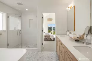 3442 13th Ave W, Seattle, WA 98119 - Photo 20